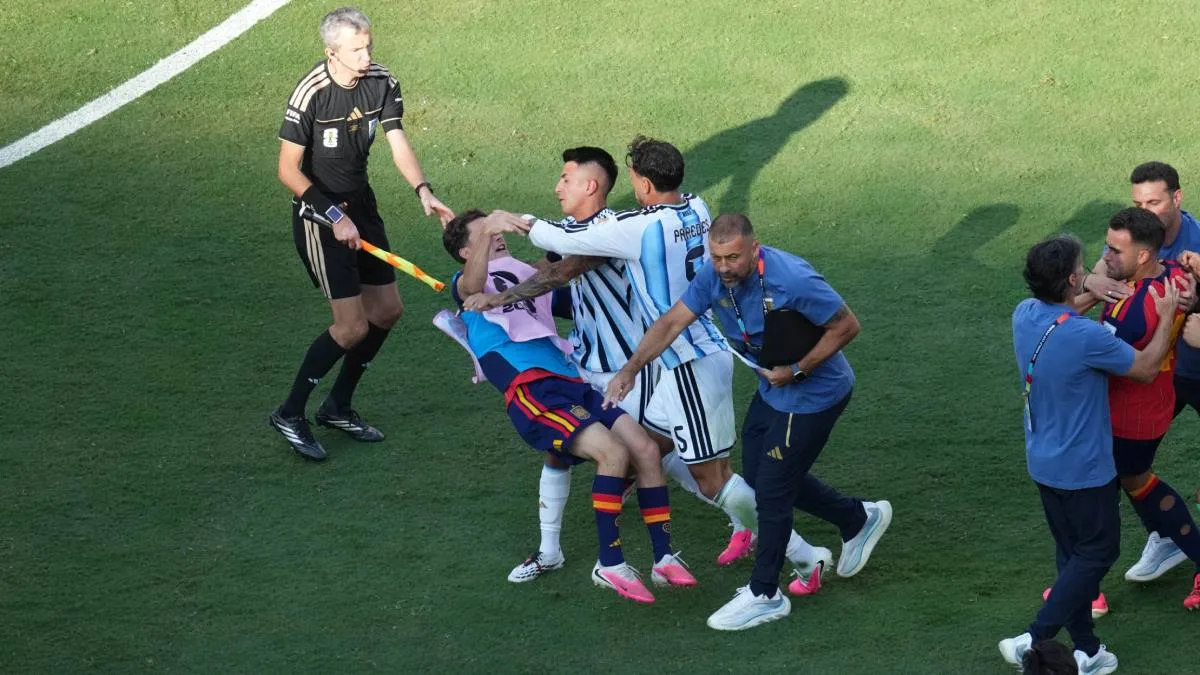 ガビやパレデスら5人に処分へ！W杯決勝後騒動でFIFAが動く