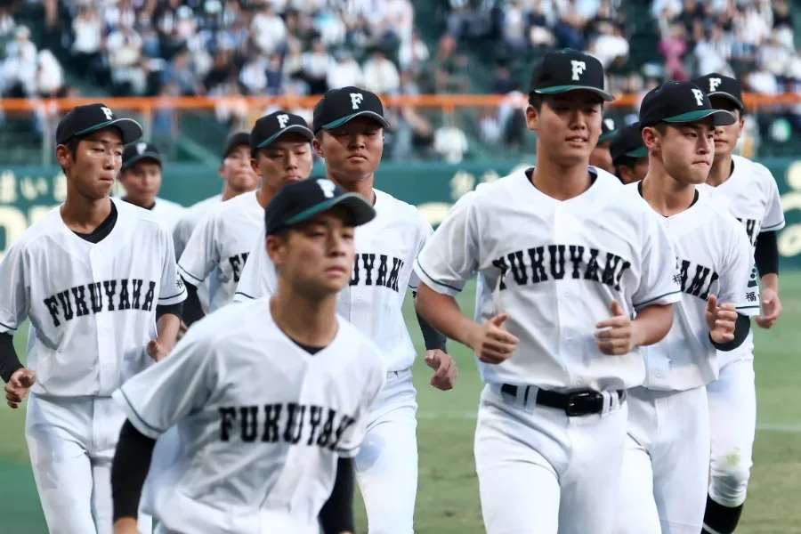 バス43台、総勢2500人！市福山が甲子園で見せた“福山カラー”の熱狂と遠征費の舞台裏