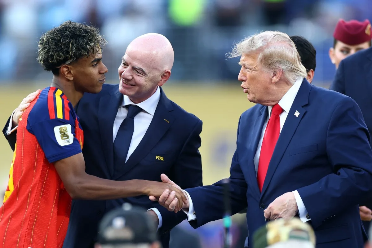 トランプ大統領が主役を奪ったW杯 スペイン優勝も後味悪い