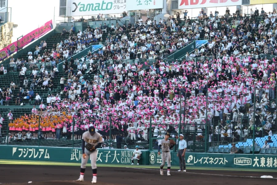 「神曲すぎる」札幌日大アルプスが甲子園を沸かせた！唯一無二の応援にファン熱狂