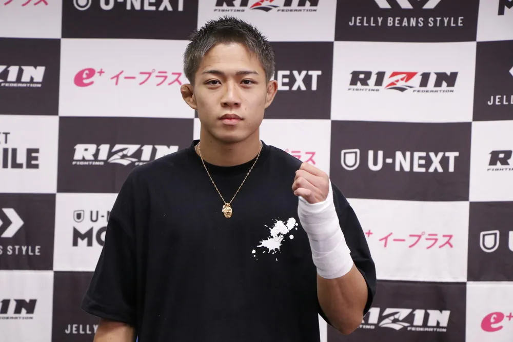 秋元強真、左拳脱臼もクレベルに完勝！「必殺技の手」を語る