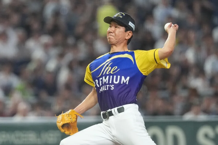 70歳・大野豊氏が剛速球！ドリームマッチで現役顔負けの投球にファン衝撃