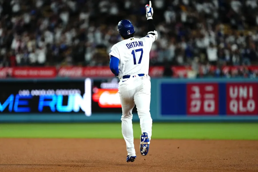 大谷翔平、失投逃さず27号逆転2ラン！敵地解説も脱帽の一打