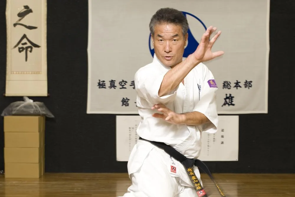 「ローキックの盧山」極真館・盧山初雄会長が死去 78歳、伝説の下段廻し蹴りで全日本制覇